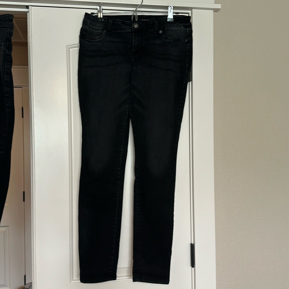Maurice’s black denim jeggings, size large, great condition, only worn once